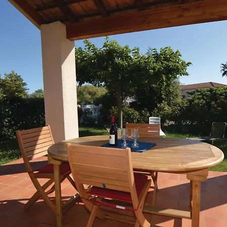 Cozy In With Outdoor Swimming Pool Prunete